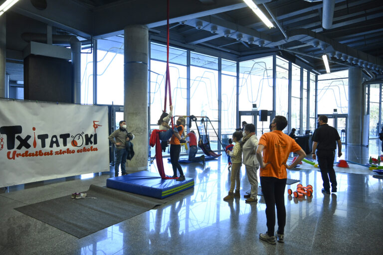 ANIVERSARIO EUSKALDUNABIZI EUSKALDUNA